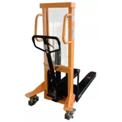 EMPILHADOR MANUAL 500KG POWERED scaled 1.webp