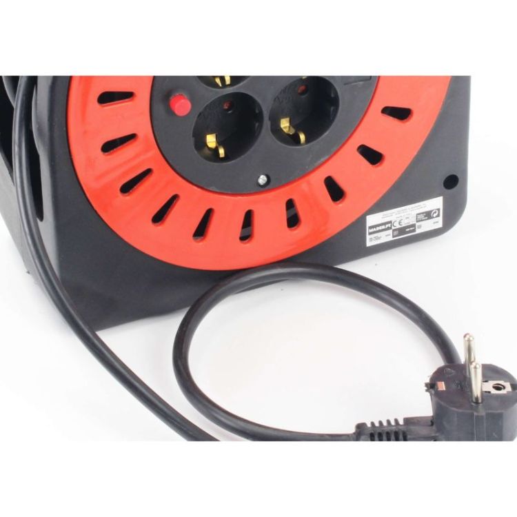 EXTENSAO ELETRICA COM ENROLADOR 15M MADER 2 scaled 1.jpg