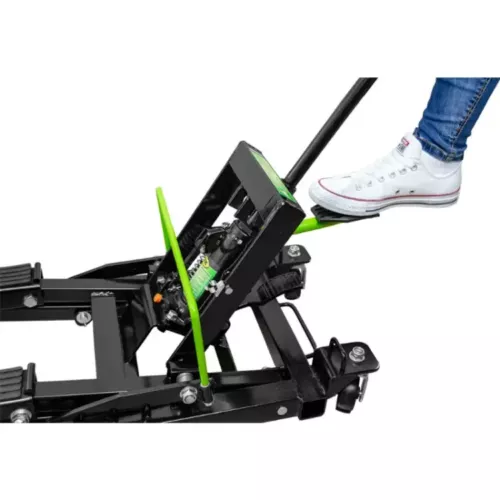 ELEVADOR PARA MOTOS 680 KG JBM 3 scaled 1.webp