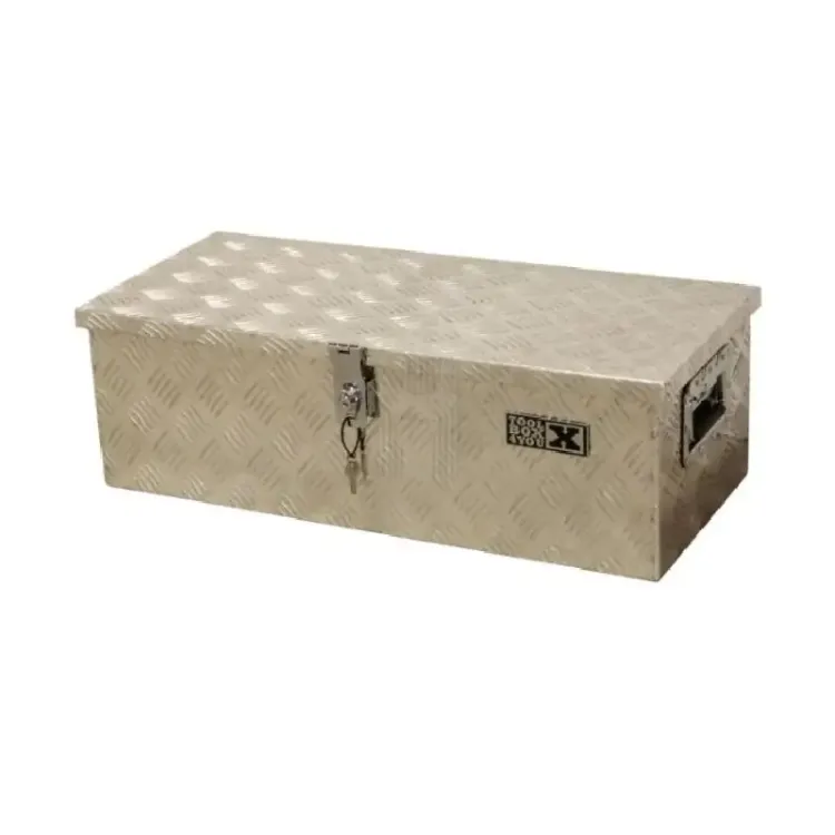 bau-de-ferramentas-em-aluminio-760-x-335-x-245mm-scaled-2.webp