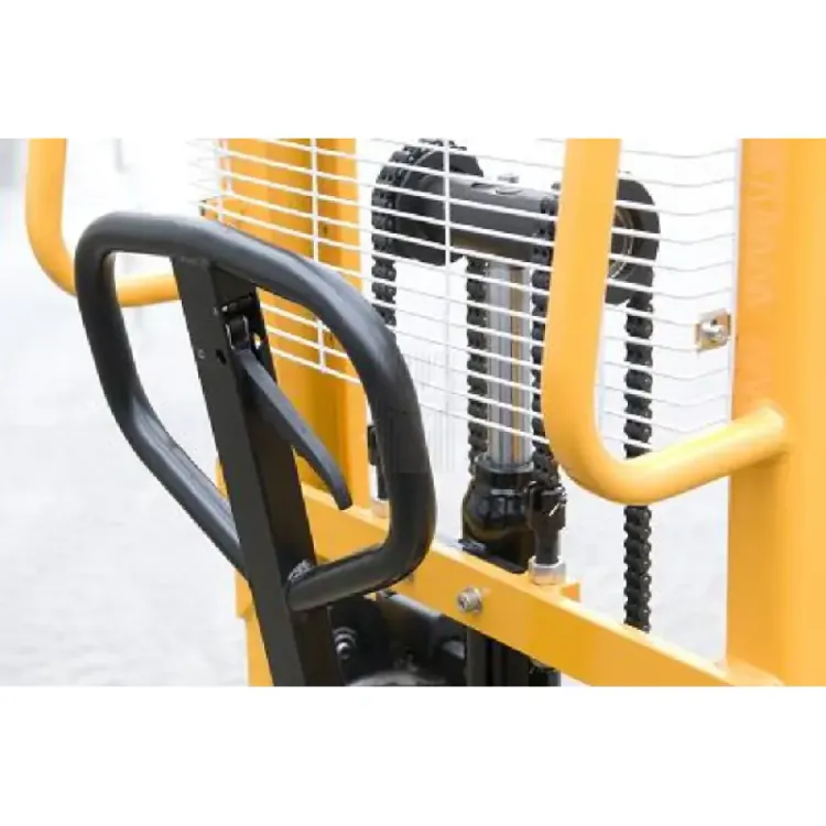 empilhador-stacker-manual-sda1525-hu-lift-3-scaled-1.webp