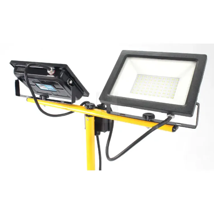 foco-led-duplo-com-tripe-50wx2-4250lmx2-mader-1-scaled-1.webp