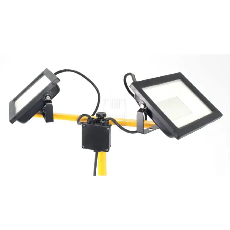 foco-led-duplo-com-tripe-50wx2-4250lmx2-mader-7-scaled-1.webp