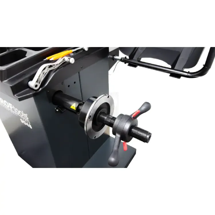 maquina-calibrar-rodas-automatico-10-24-c-laser-e-lcd-21-kroftools-4-scaled-1.webp