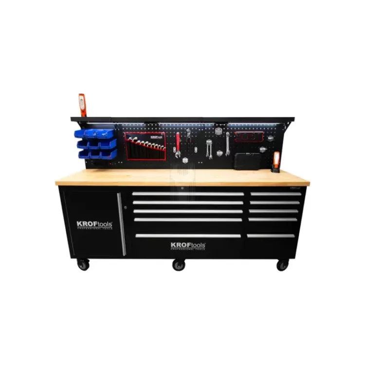 carro-de-trabalho-c-led-e-tomada-kroftools-chavevertical-com-5-scaled-1.webp